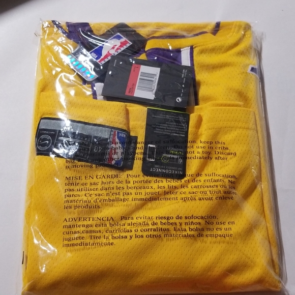 Kobe Bryant Lakers #24 Jersey - Picture 2 of 6